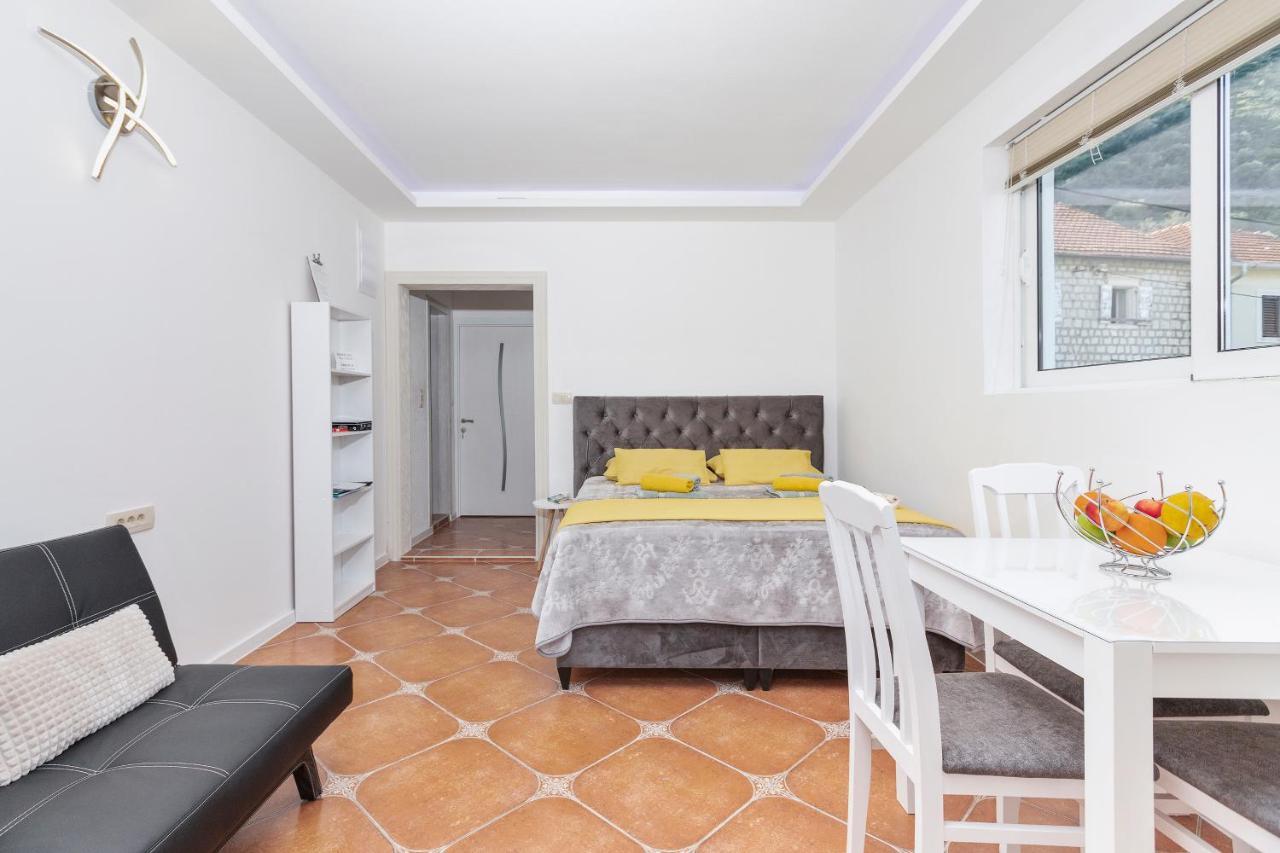 Apartments Vukovic Kotor Exterior foto