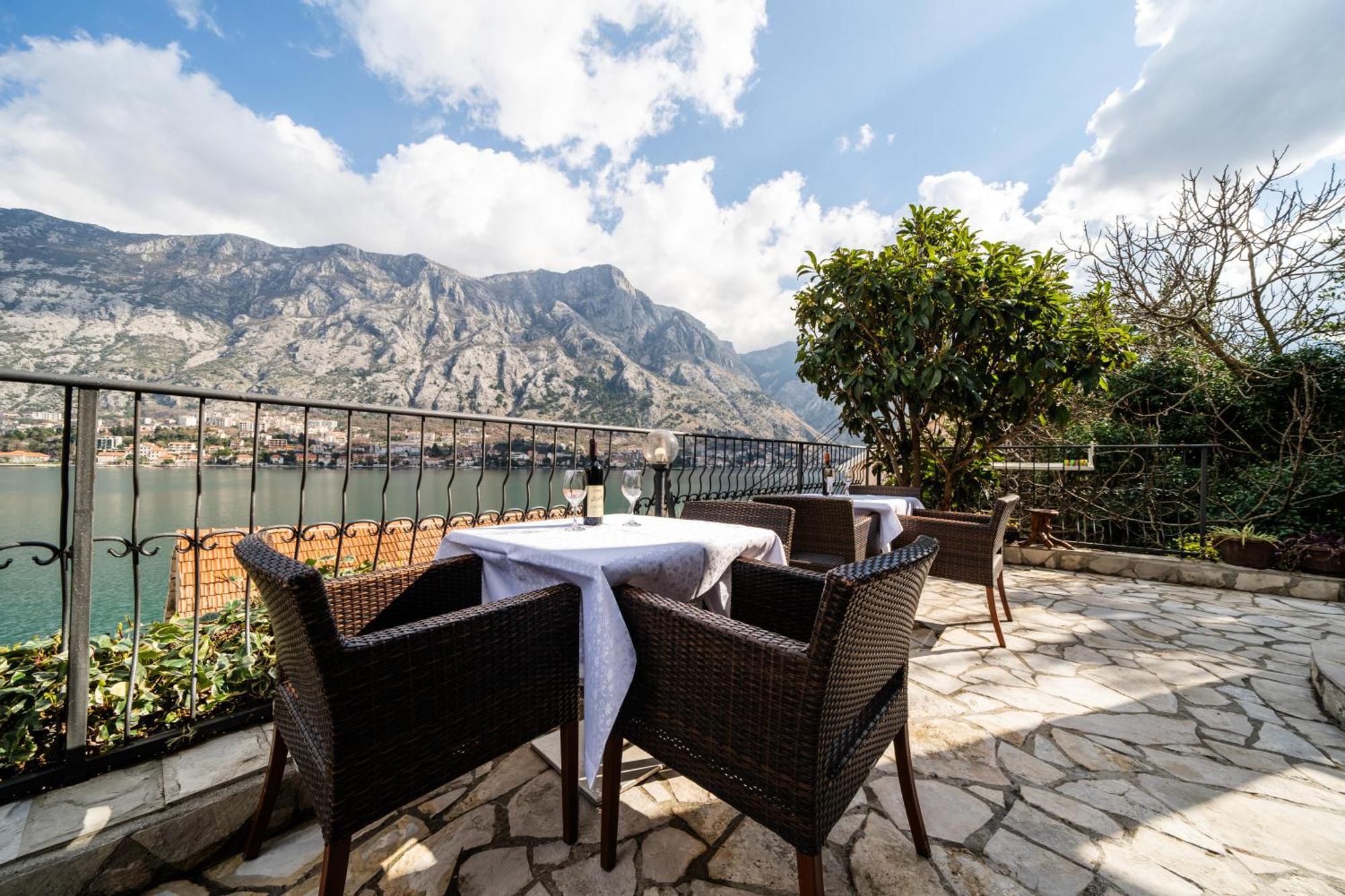 Apartments Vukovic Kotor Exterior foto