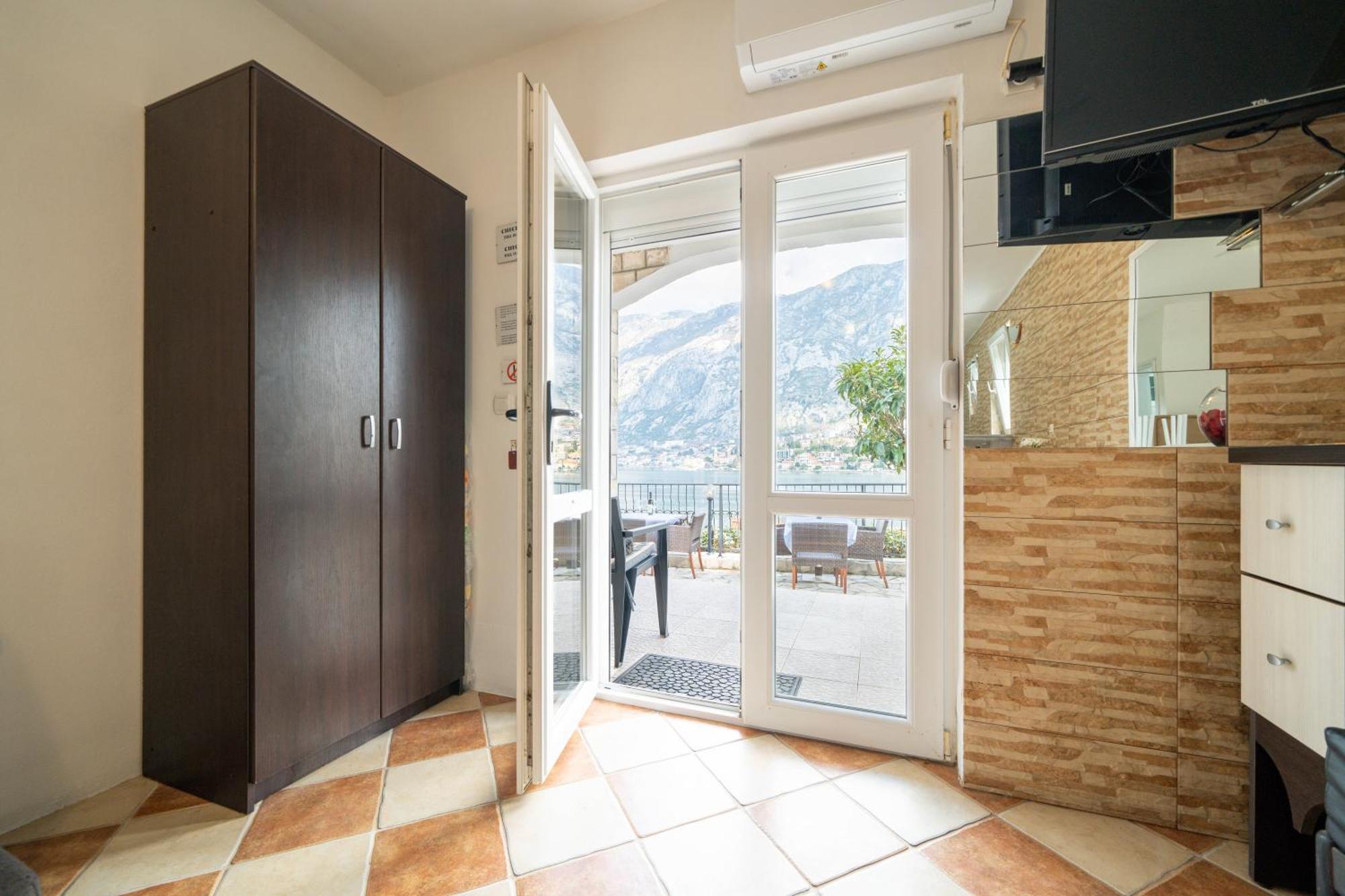 Apartments Vukovic Kotor Exterior foto